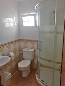 Villa mit privatem Pool, Klimaanlage, WLAN, Billard und Tischtennis - Image 2