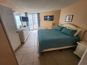 HERE YA' GO! ST REGIS UNIT 1310 OCEANFRONT! YOUR HAPPY PLACE! 2 BR 2 BA CONDO! - Image 5