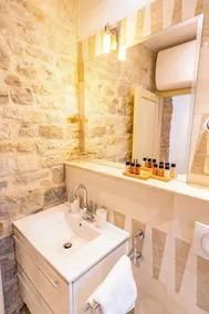 Luxury Rooms Lucija and Luka - Image 2