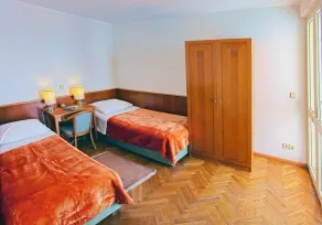 Sipa Apartments - Comfort Two Bedroom Apartment with Balcony and Sea View - Image 4