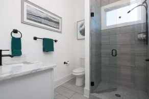 BCP ~ Discounted Rates ~ Crowd Favorite ~ Clean ~ 6 Beds ~ 6 Mins to Downtown - Image 3