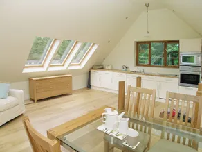 3 chambres à coucher à Ivybridge - Image 5