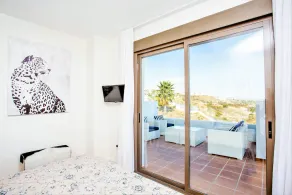 Nyt 2 BR / 2 Bad Terraced Apt Cala de Mijas med udsigt over Golf, Bjerge og Hav - Image 5