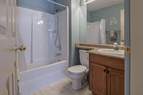 Deluxe Grandview Condo with High Ceilings with Great Ski Access - Pet Friendly! - Image 3