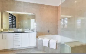 ZenLux Rosewater - Pool - Marina Deck - Bayview Pad - Image 4