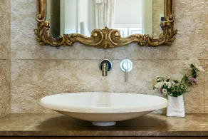 The Lodge at Mudbrick - Image 3