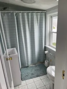 Scarborough Beach Cottage - Walk to the Beach   SUMMER 2027 BOOKING NOW - Image 3
