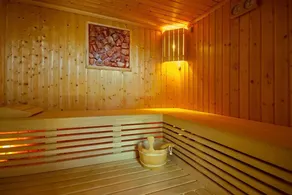 beheiztes Schwimmbad, Whirlpool, 2 Tennisplätze - Image 2