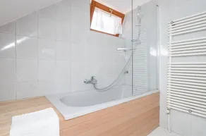 Duplex Family-Sized Apartment With Lake View, Pool & Dining Terrace - Image 3