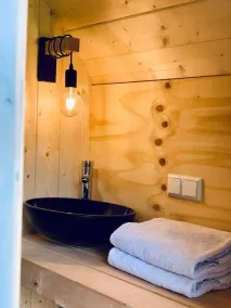 The Treehouses – Two Cozy Nature Escapes Near Amsterdam - Image 3