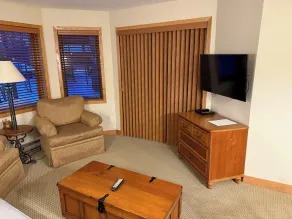 Moderne, nyligt opdateret ejerlejlighed i naturskønne Egg Harbor! Heart of Door County! - Image 2