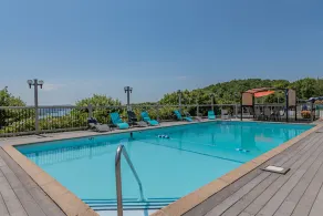 Beautiful Lake View Condo with Boat Slip, Just 1 Mile to Silver Dollar City - Image 3