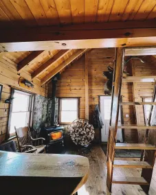 Private Log Cabin Rental - Image 2