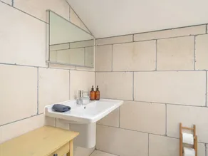 2 bedroom accommodation in Luddendenfoot, near Hebden Bridge - Image 5