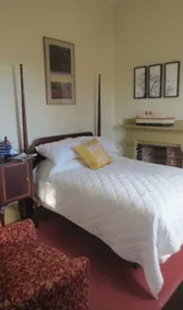 Historic Italianate  second floor apt  in the heart of historic village - Image 5