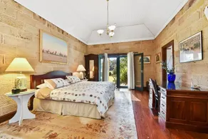 'Old Byora Vineyard' | Luxury Homestead | Sleeps 10 | 5 mins from Wollombi  - Image 3