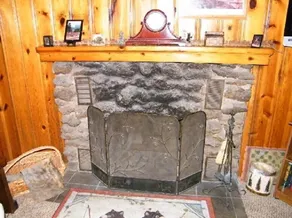 Honeymoon Cozy Forest Cabin - Image 2