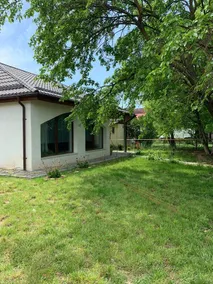 Beautiful fully furnished 2 Bdrm Villa with Pool, Snagov Bucharest Romania - Image 3