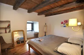 Beautiful Causse-style house just a stone's throw from the Tarn Gorges canyon—swimming spot 15 minutes away - Image 4