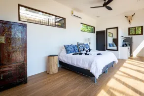 Stunning Home with Brand-New Guesthouse and Oceanview Terrace with Private Swimming Pool & Hot Tub - Image 5