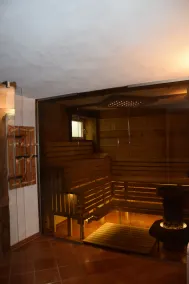 Luxuriöse Blockhütte in Alleinlage mit Direkteinstieg zur Skipiste - Image 3