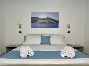 Family villa with pool - Image 5