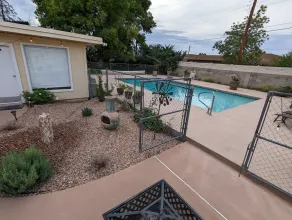 Quiet and Cozy Casita-One Mile from Nob Hill. - Image 5