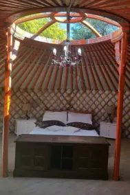 Unik mongolisk jurt, romantisk, avskilt med privat pool, 5 sovplatser, wifi, - Image 5