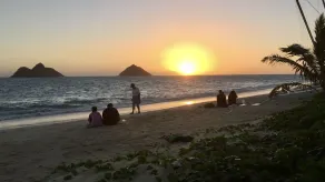 LANIKAI SUITE - Spacious 1-BR 1-BA; located 3 houses from famous LANIKAI Beach - Image 2