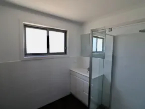 36 Betka Road - Image 3