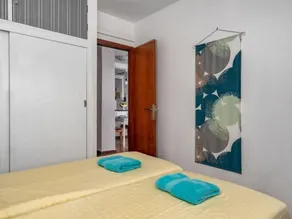 Malaga Sunshine Rentals - Beach Front Penthouse - Fuengirola - Image 4