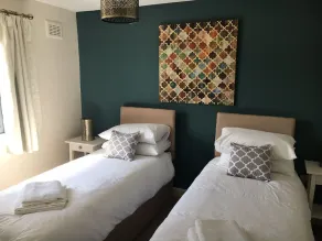Hurricane - 2 bed apartment - Image 3