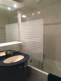 Bright and charming duplex apartment in pool residence, 100m from the beach - Image 3