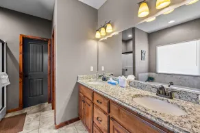 Peaceful and serene Branson Canyon neighborhood! - Image 5