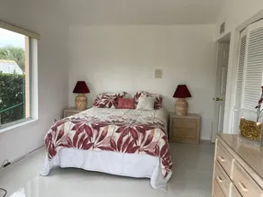 Villa 4 Schlafzimmer 200 M2, mit Blick auf den See, Wasserski, Golf, Tennis, in der Nähe von Parks. - Image 4