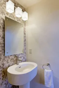 Marchez jusqu'à Plaza & Canyon Rd, ensoleillé et lumineux! Parfait pour la famille et les amis! - Image 2