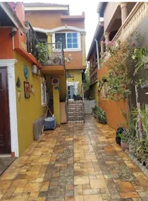 Cozy get away mins away  from major shopping centers - Image 4