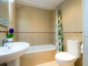 Charming Family Apartment in Santa Margarita: Pool, Parking, Near Beach and Shops - Image 2