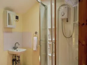 West Boundary Farm Cottage 1 - Image 3