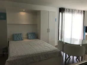 Adorable 2-person studio overlooking the basin and pool - Image 4