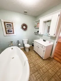The Ranch House - Image 4