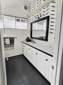 Rare Find! 5-Bedroom Home with Pool and Pool Table - Image 3