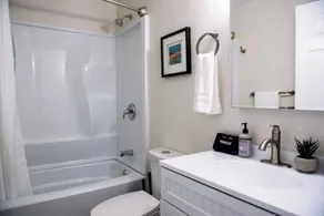 The Olive Den - Spacious New Remodel - Big Groups.. - Image 3