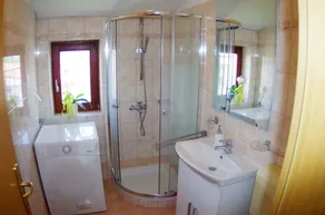 Villa med privat pool i landsby Kujići til 12 personer - Image 5