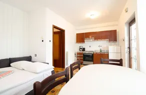 Apartment 606/1455 (Istria - Pjescana Uvala), 300m from the beach - Image 4