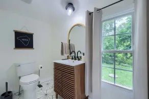 Boho Bungalow, Quiet Relaxing Cottage by the River - Image 3