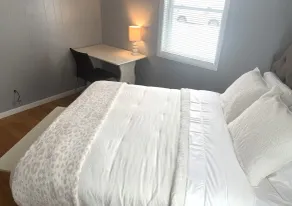 Cozy House on Collage Street - Image 3