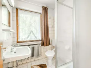 Large Holiday Apartment near Willingen with Private Garden & Terrace - Image 3