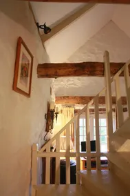 Hermosa casa de carácter en una zona rural tranquila cerca de Guemene sur Scorff - Image 2