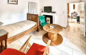 1 Bedroom Amazing Apartment In Ghisoni - Image 5